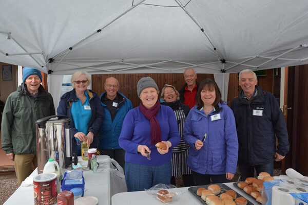 IMAGE - VMMA Committee preparing for breakfast